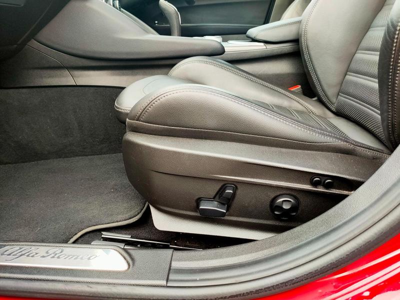 Used Alfa Romeo Giulia 2021 for sale - 76971948: Photo 18