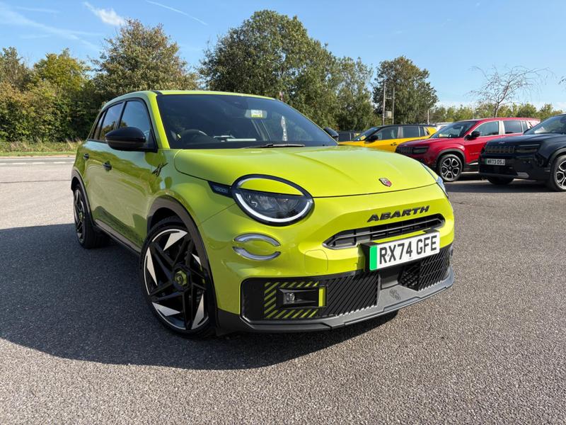 Used Abarth 600e 2025 for sale - 76887986: Photo 1