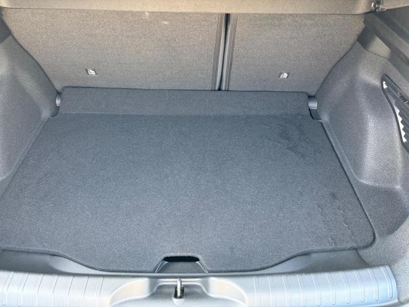 Used Abarth 600e 2025 for sale - 76887986: Photo 25