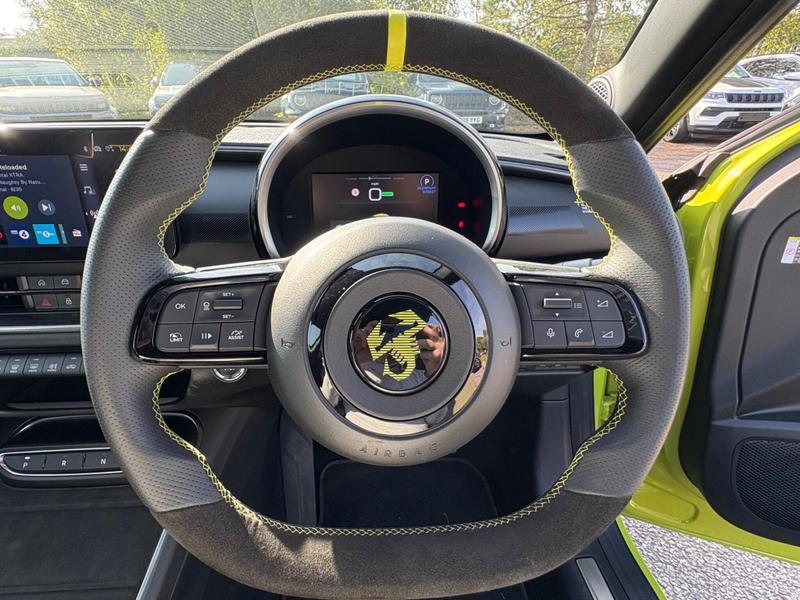 Used Abarth 600e 2025 for sale - 76887986: Photo 26