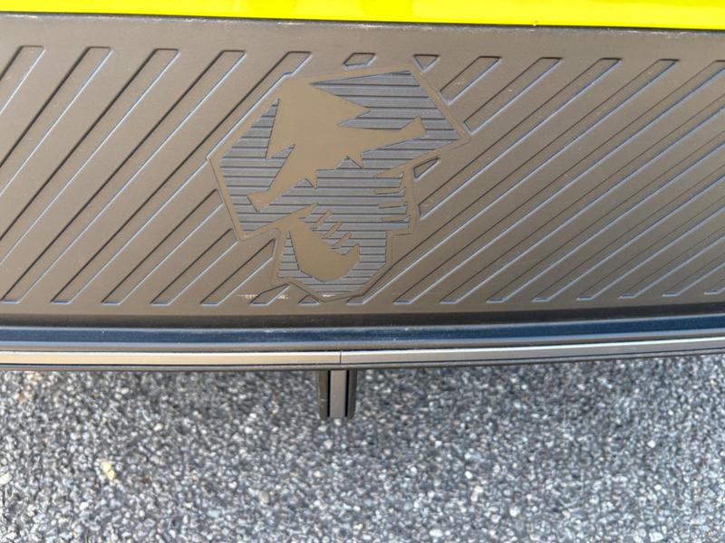 Used Abarth 600e 2025 for sale - 76887986: Photo 28