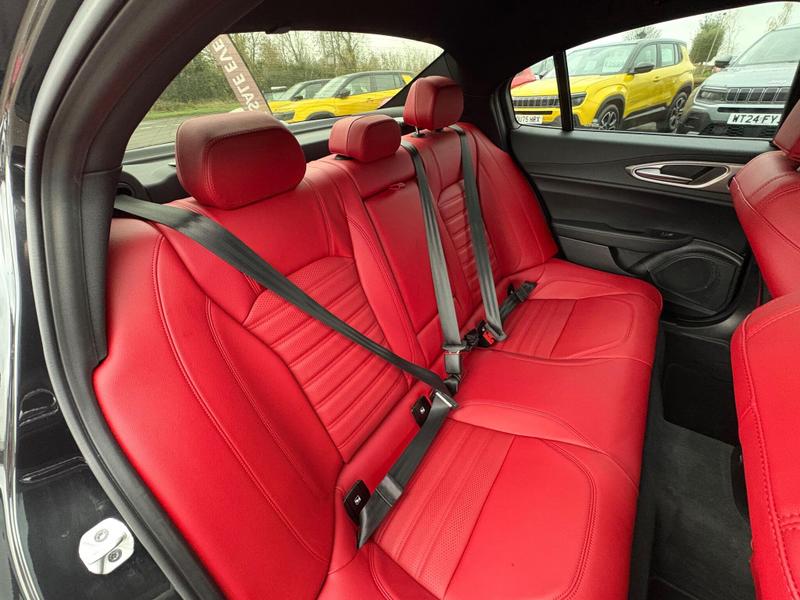 Used Alfa Romeo Giulia 2024 for sale - 76888176: Photo 12