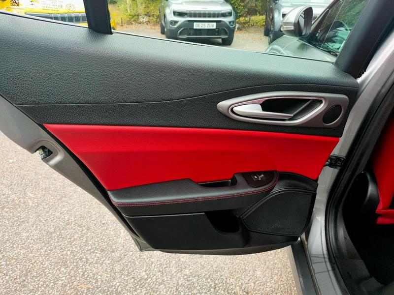 Used Alfa Romeo Giulia 2018 for sale - 76888060: Photo 23