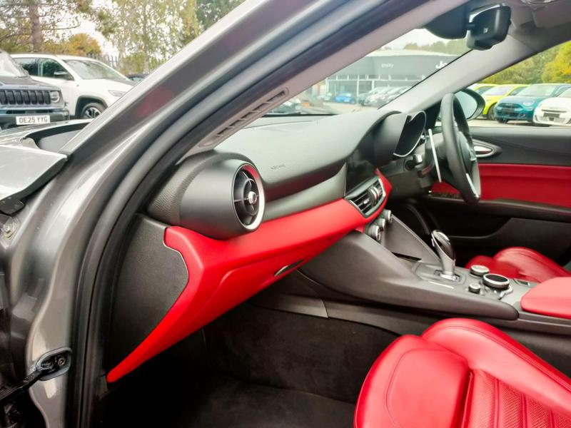Used Alfa Romeo Giulia 2018 for sale - 76888060: Photo 30