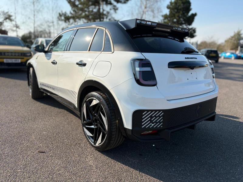 Used Abarth 600e for sale - 78180244: Photo 2