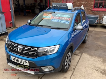 Used Dacia Sandero Stepway 2018 for sale - 77648235: Photo