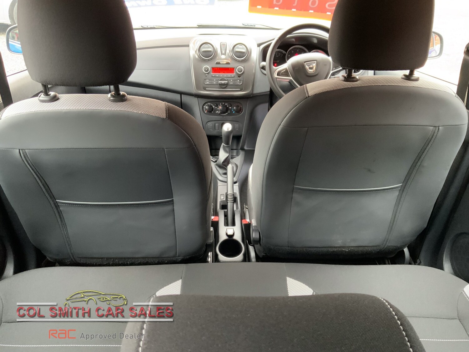 Used Dacia Sandero Stepway 2018 for sale - 77648235: Photo 8