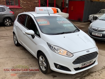 Used Ford Fiesta 2013 for sale - 77395280: Photo