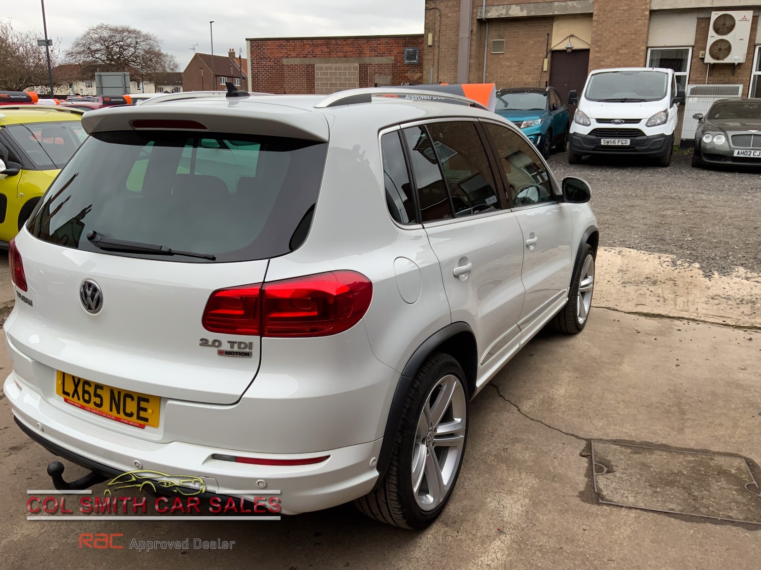 Used Volkswagen Tiguan 2015 for sale - 78199035: Photo 4