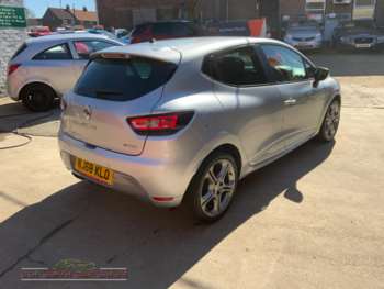 Used Renault Clio 2018 for sale - 66726858: Photo