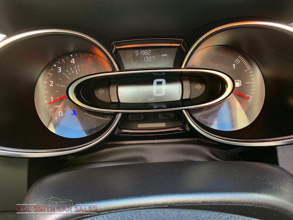 Used Renault Clio 2018 for sale - 66726858: Photo 9