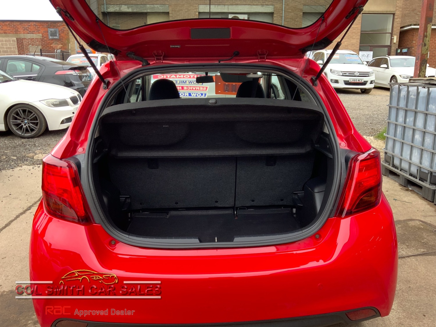 Used Toyota Yaris 2016 for sale - 78203676: Photo 5