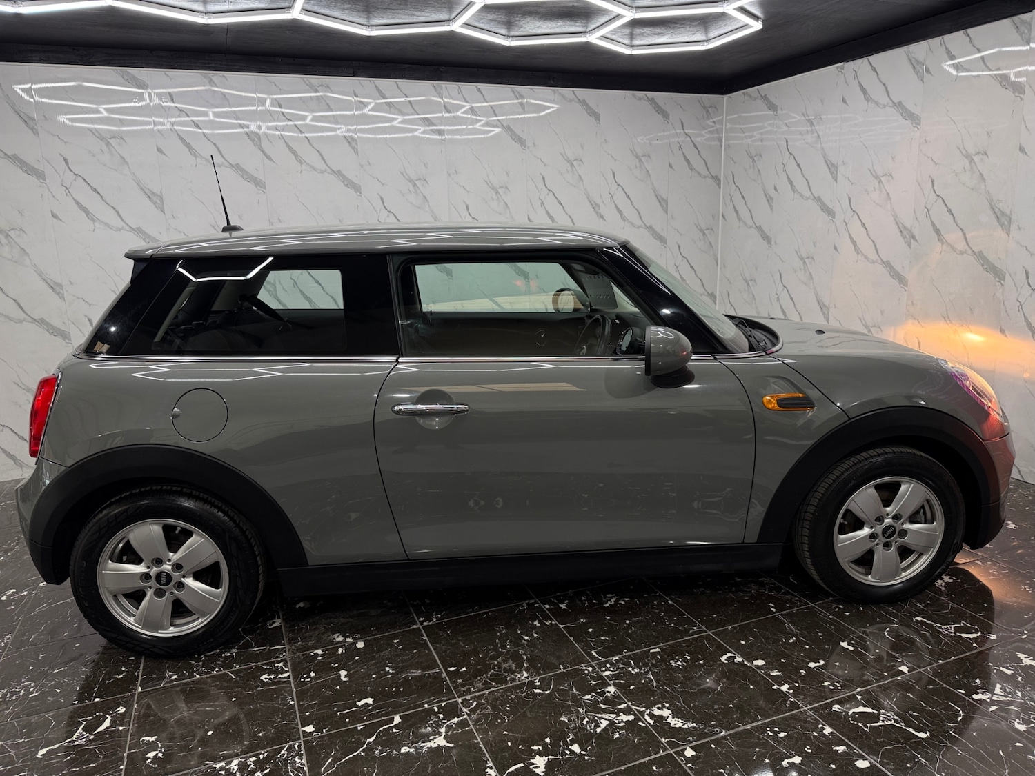 Used MINI Hatch 2017 for sale - 77721444: Photo 4