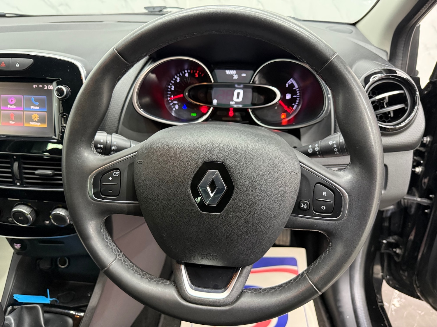Used Renault Clio 2019 for sale - 77261542: Photo 11