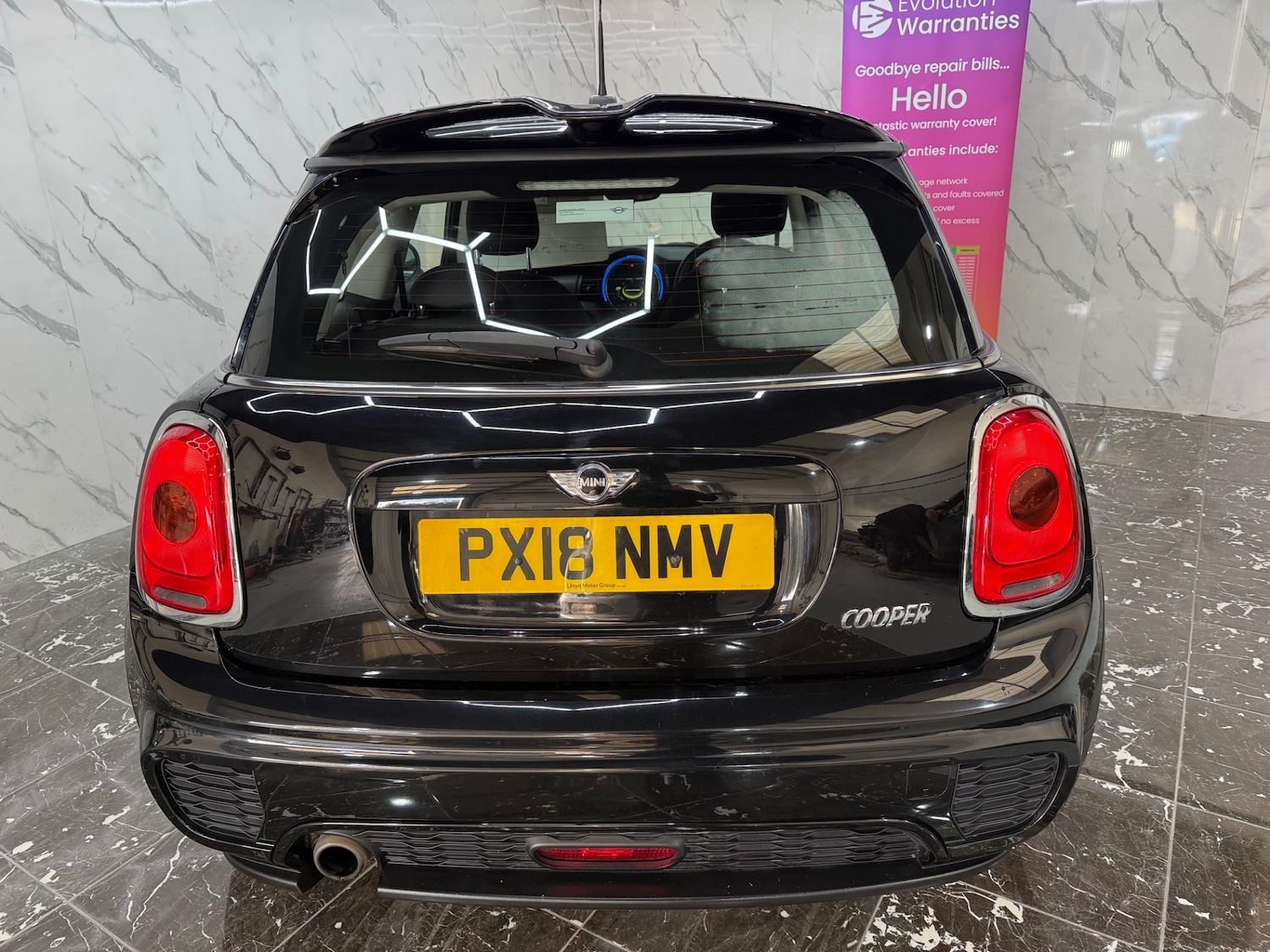 Used MINI Hatch 2018 for sale - 76397172: Photo 6