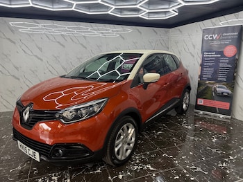 Used Renault Captur 2015 for sale - 78593564: Photo