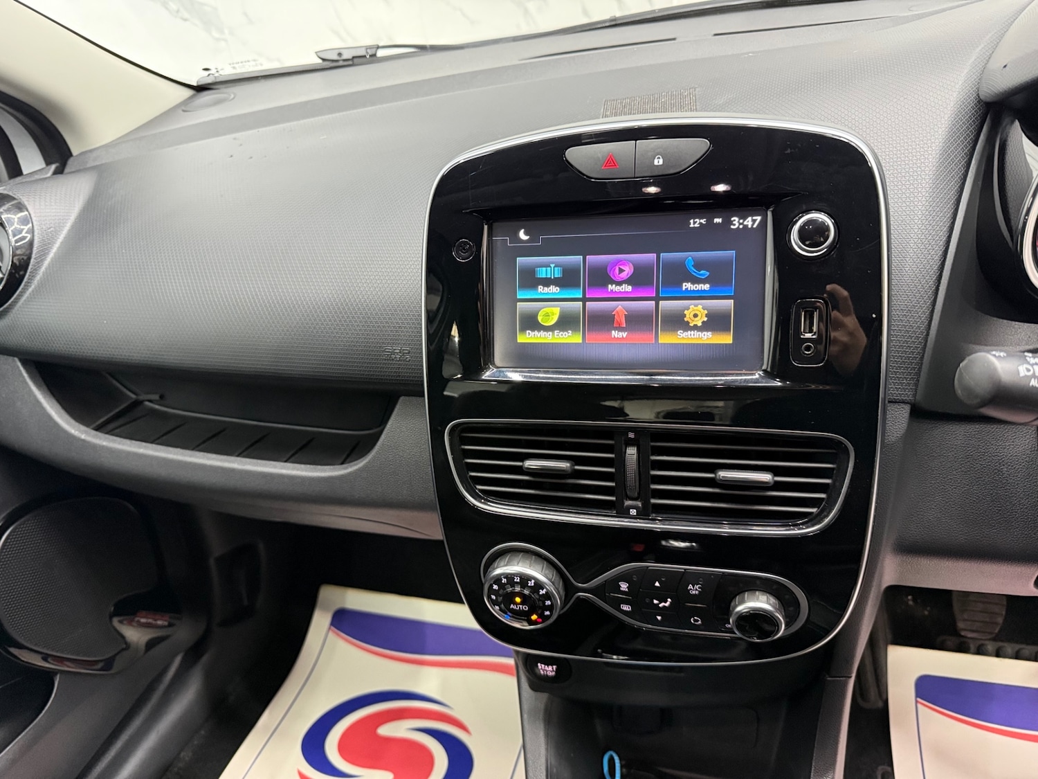 Used Renault Clio 2018 for sale - 77721436: Photo 13