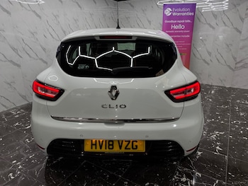 Used Renault Clio 2018 for sale - 77721436: Photo