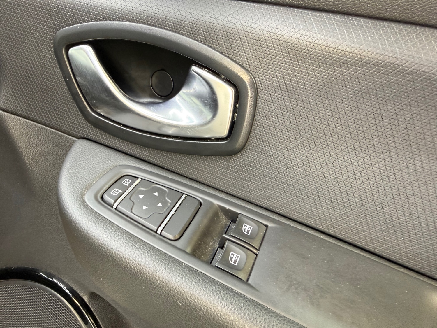 Used Renault Clio 2019 for sale - 78104029: Photo 15