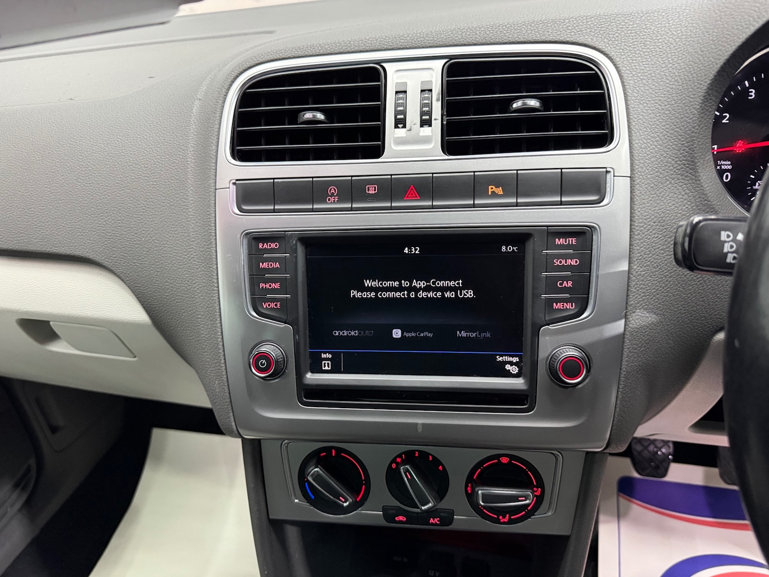 Used Volkswagen Polo 2017 for sale - 77303318: Photo 13