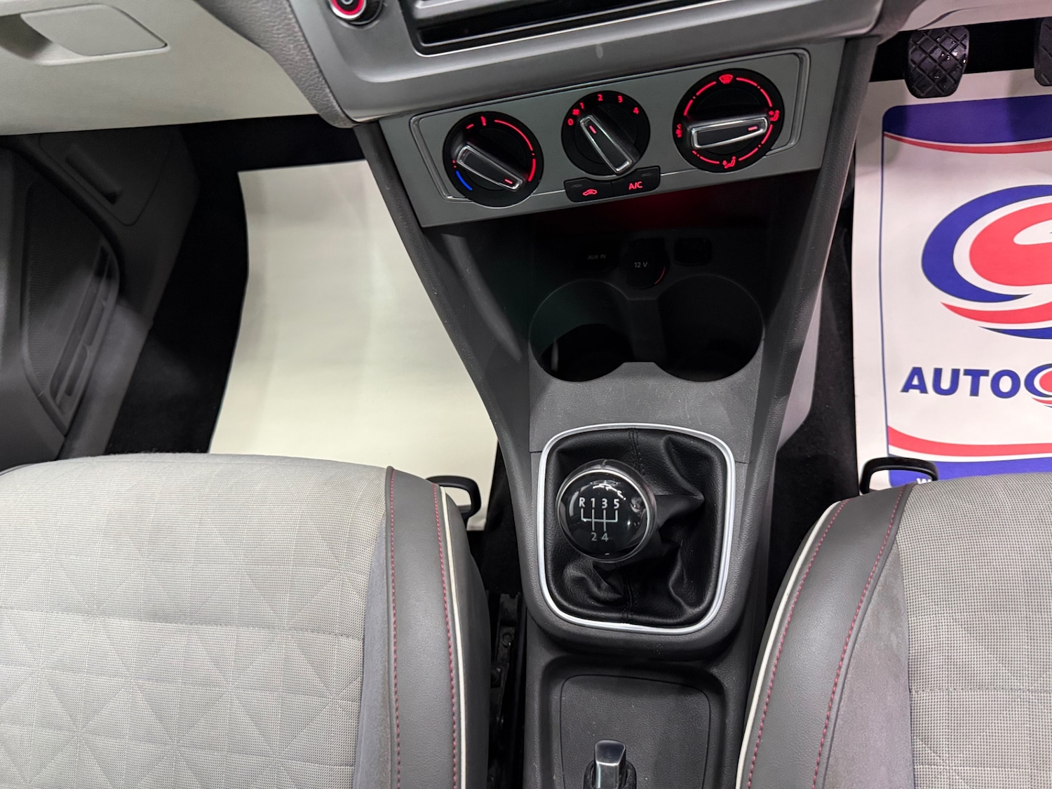 Used Volkswagen Polo 2017 for sale - 77303318: Photo 14