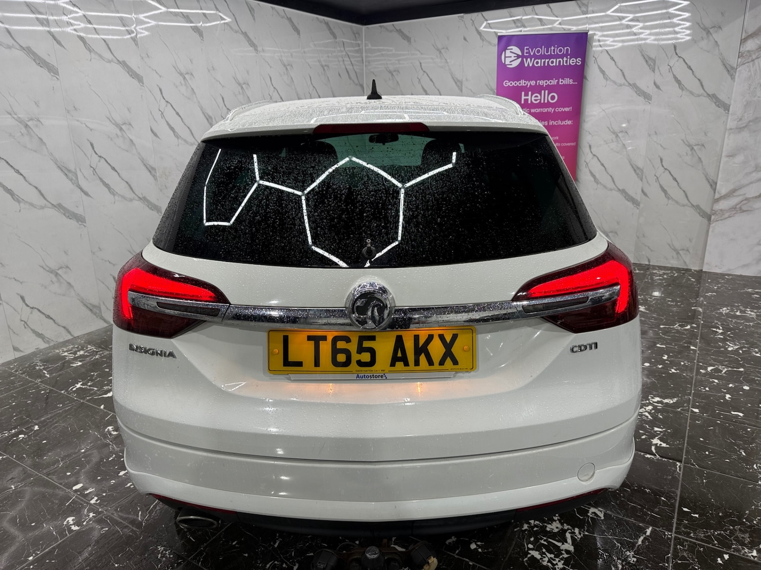 Used Vauxhall Insignia 2015 for sale - 76516129: Photo 3