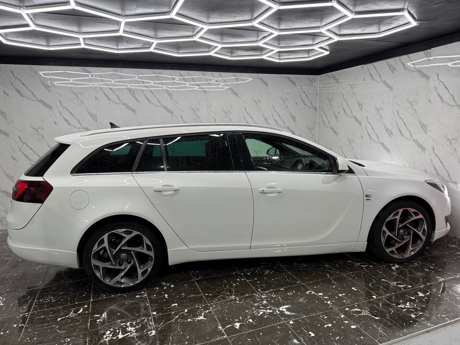 Used Vauxhall Insignia 2015 for sale - 76516129: Photo 5