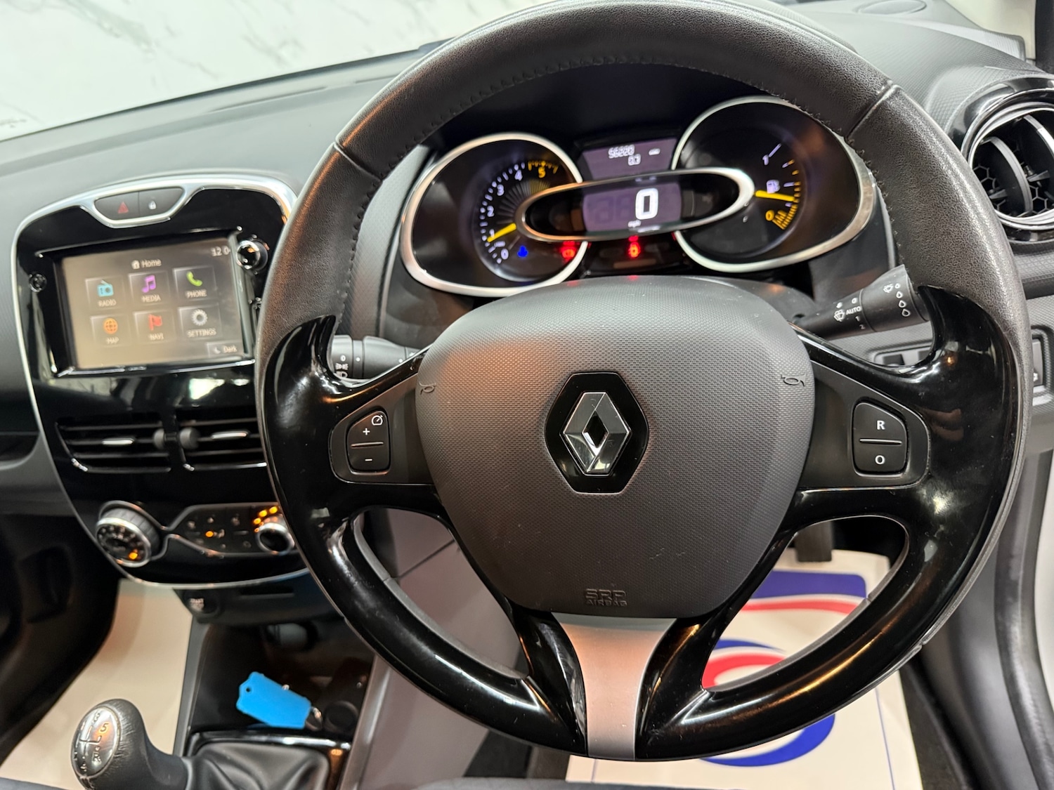 Used Renault Clio 2015 for sale - 76450405: Photo 12