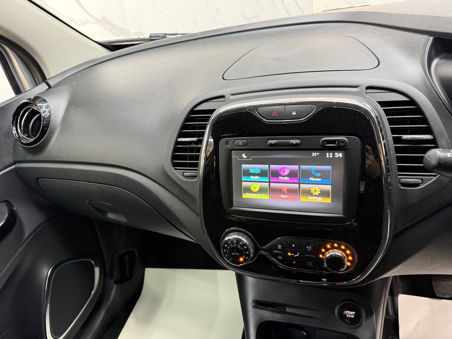 Used Renault Captur 2016 for sale - 77168405: Photo 13