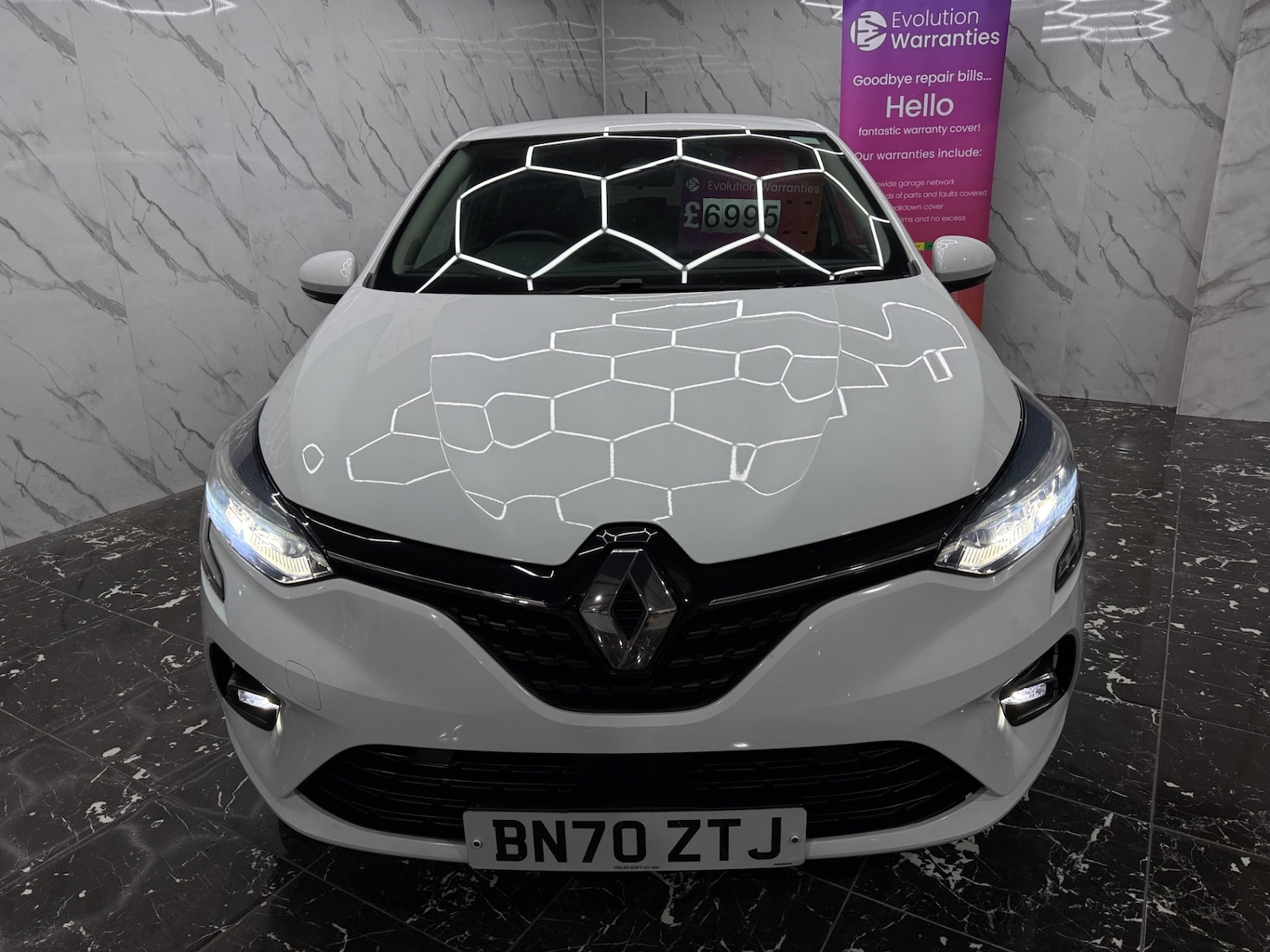 Used Renault Clio 2020 for sale - 77811180: Photo 3