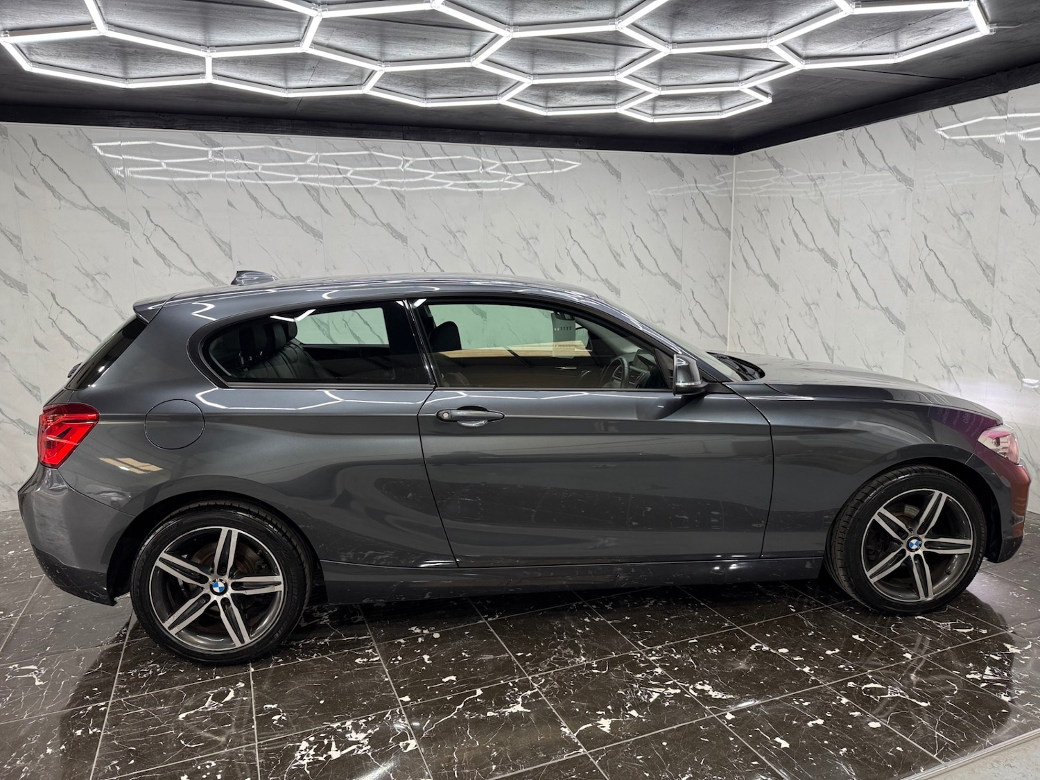 Used BMW 1 Series 2016 for sale - 76450393: Photo 3