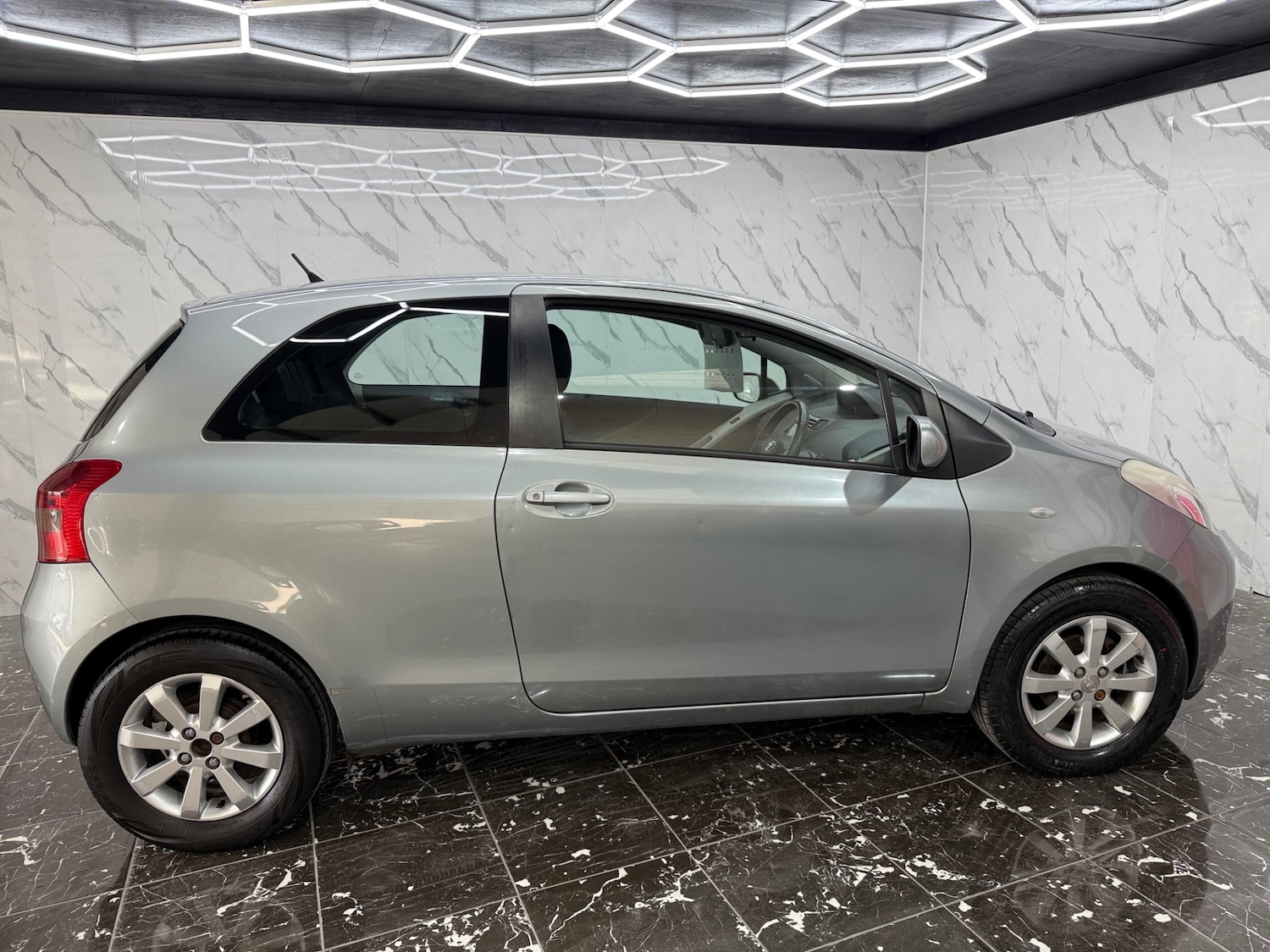 Used Toyota Yaris 2008 for sale - 76397178: Photo 6