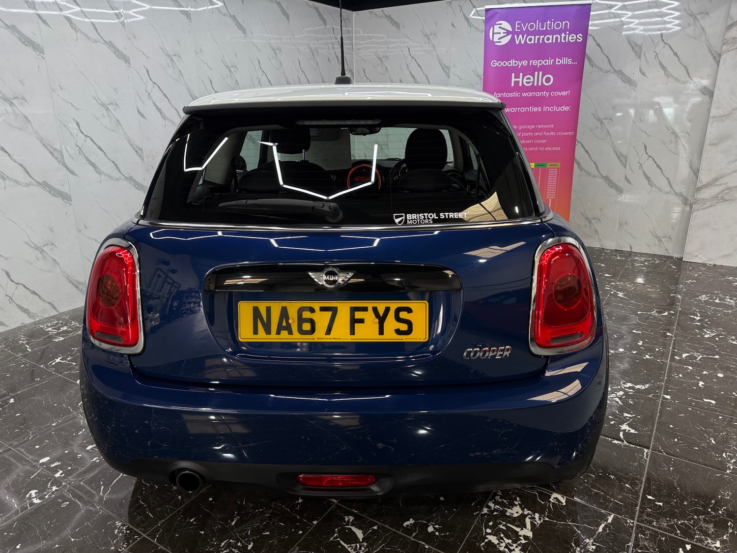 Used MINI Hatch 2017 for sale - 77776400: Photo 4