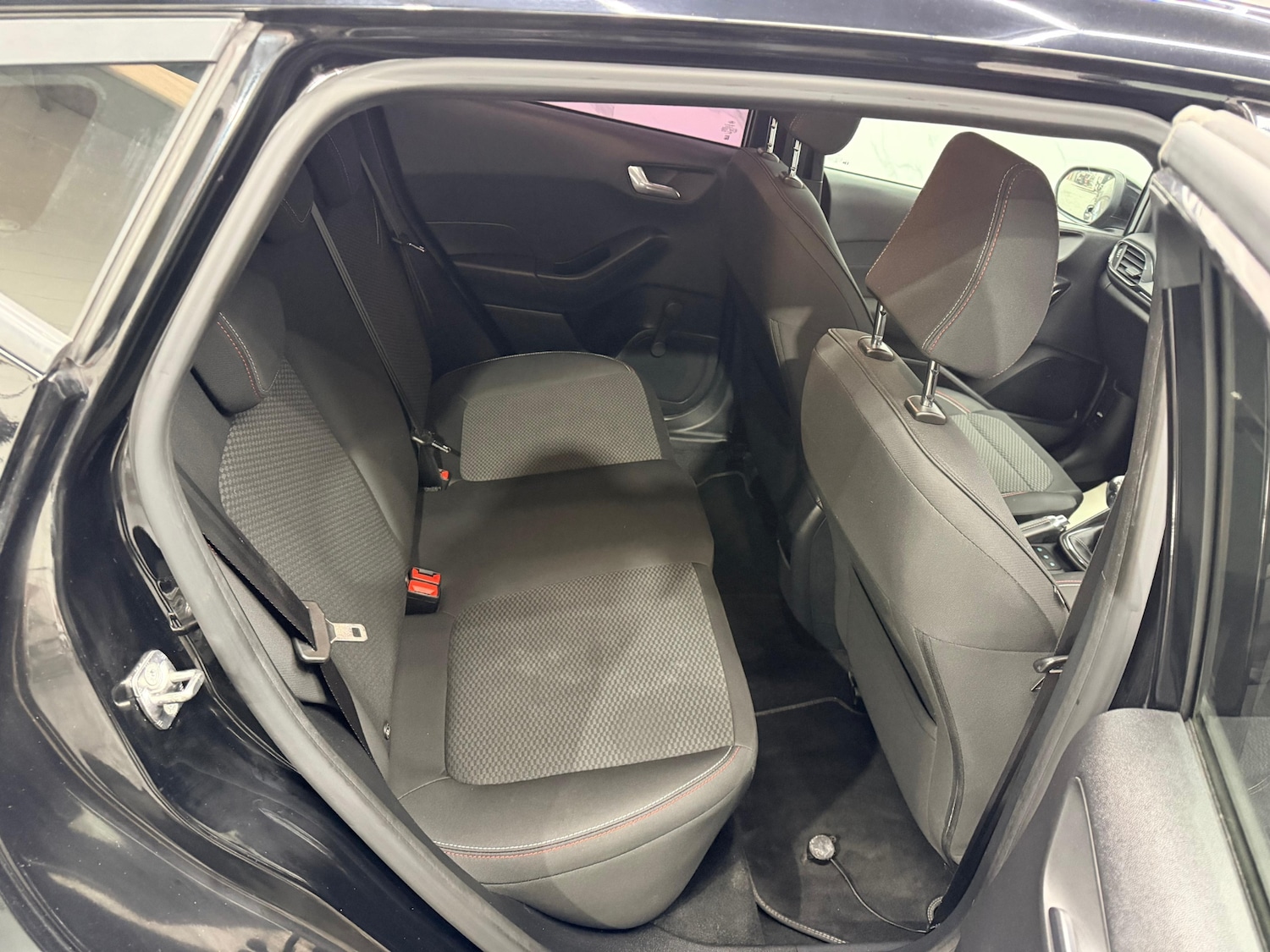 Used Ford Fiesta 2017 for sale - 77492571: Photo 8