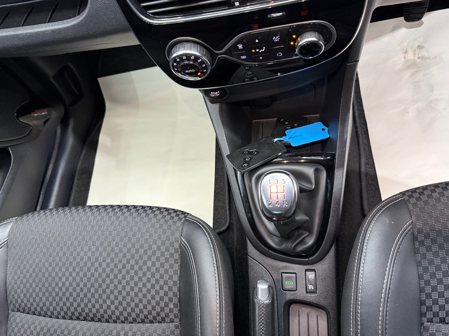 Used Renault Clio 2018 for sale - 77303118: Photo 14