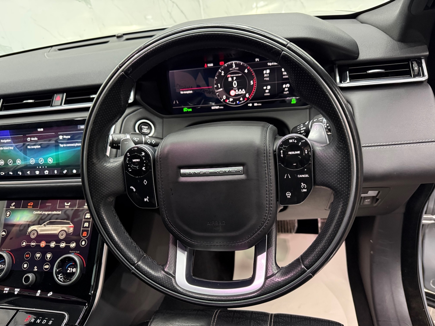 Used Land Rover Range Rover Velar 2020 for sale - 76835943: Photo 11