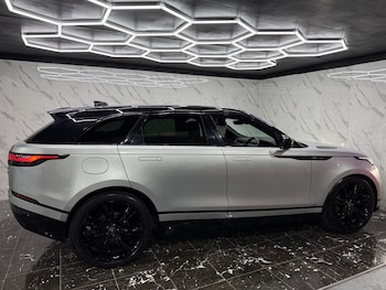 Used Land Rover Range Rover Velar 2020 for sale - 76835943: Photo