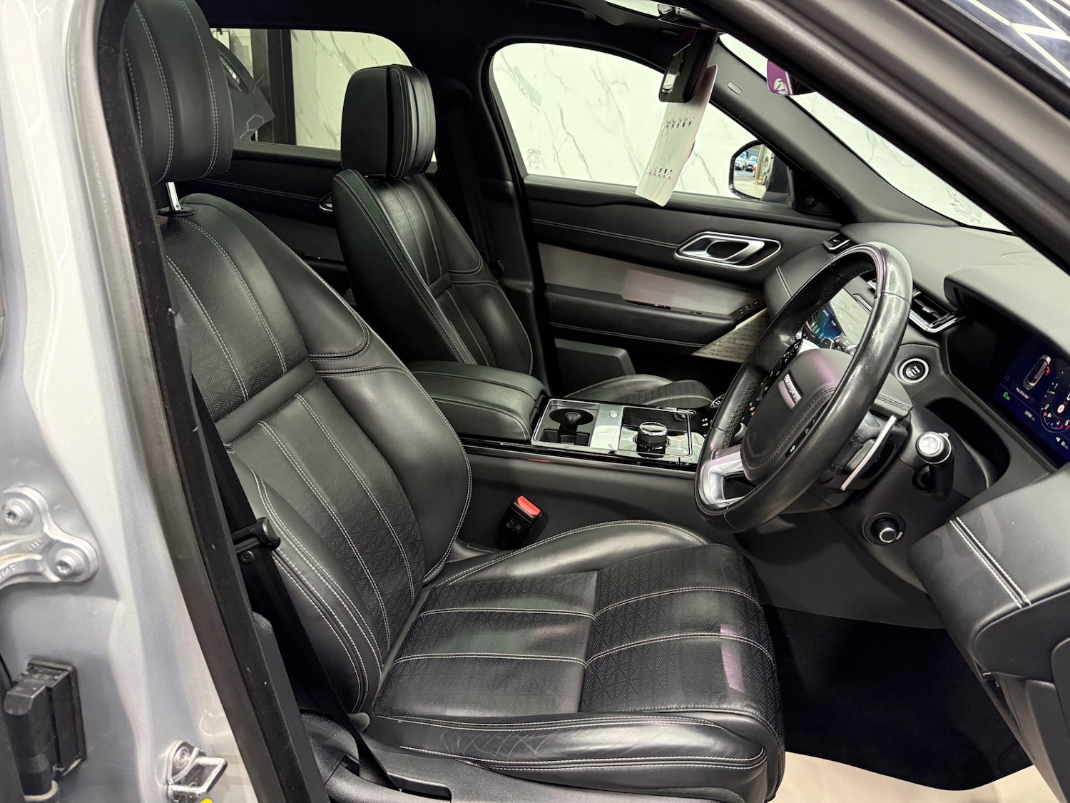 Used Land Rover Range Rover Velar 2020 for sale - 76835943: Photo 7