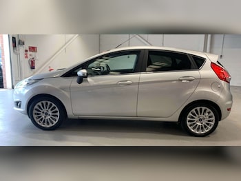Used Ford Fiesta 2014 for sale - 75662360: Photo