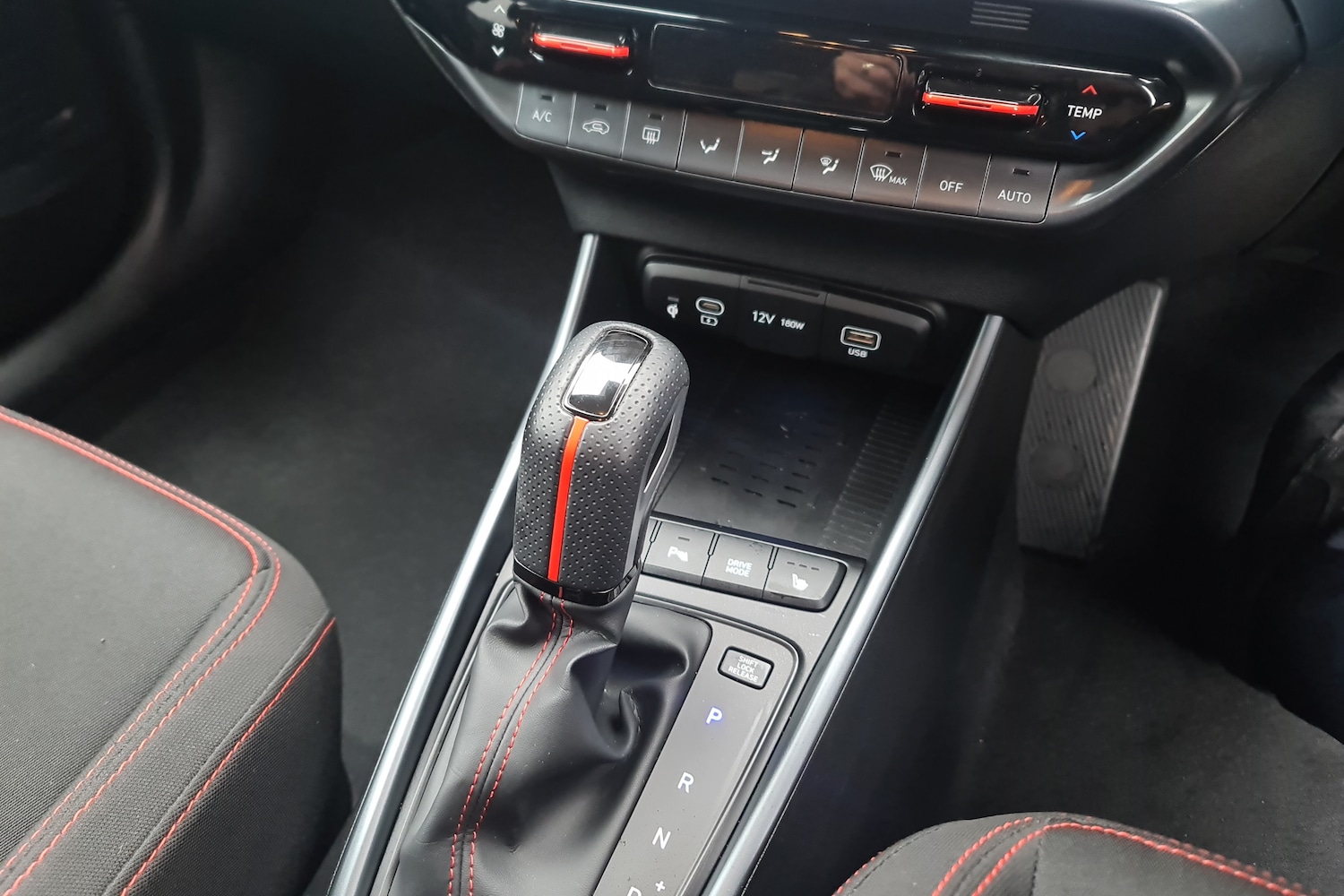 Used Hyundai i20 2024 for sale - 77878129: Photo 14