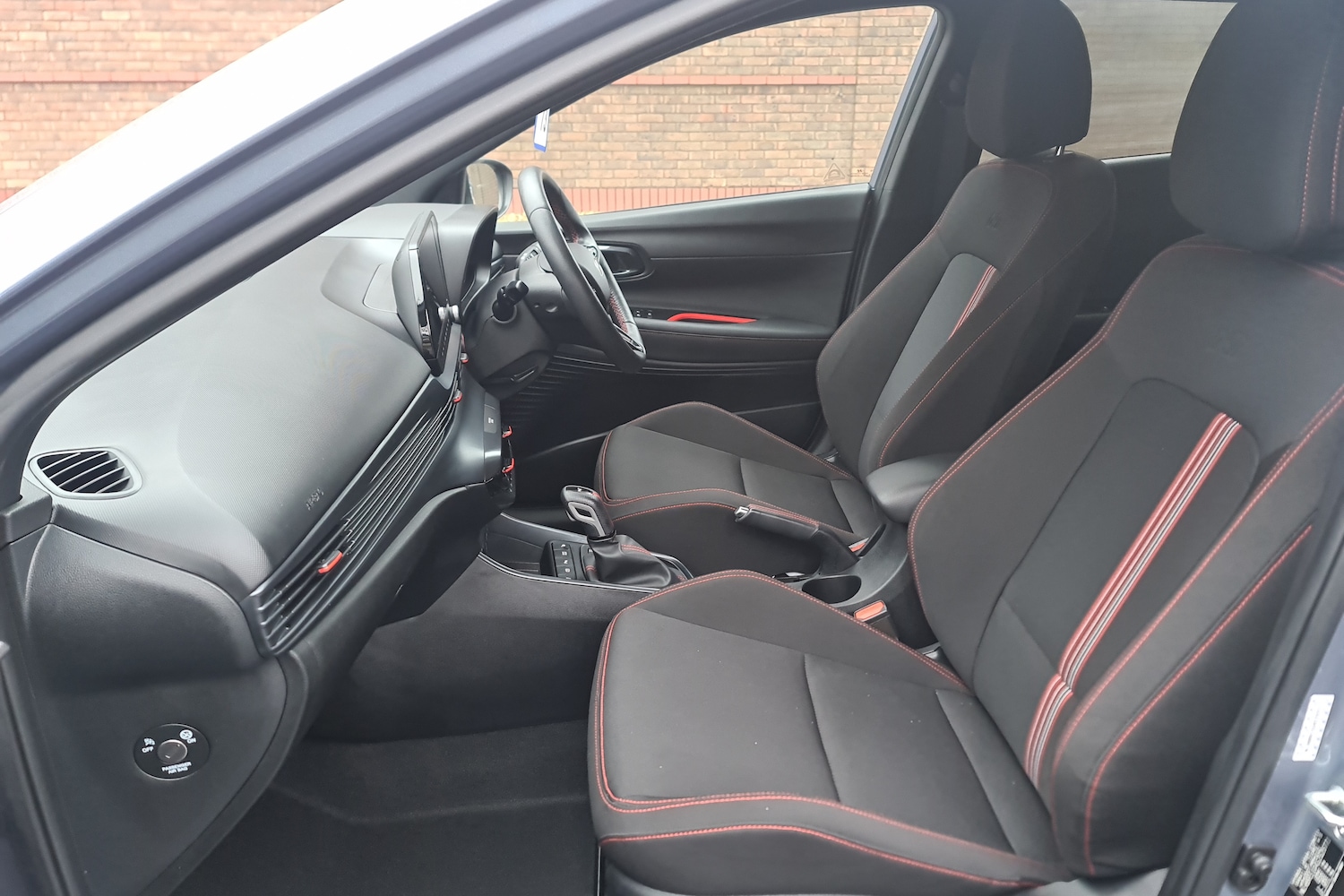 Used Hyundai i20 2024 for sale - 77878129: Photo 6