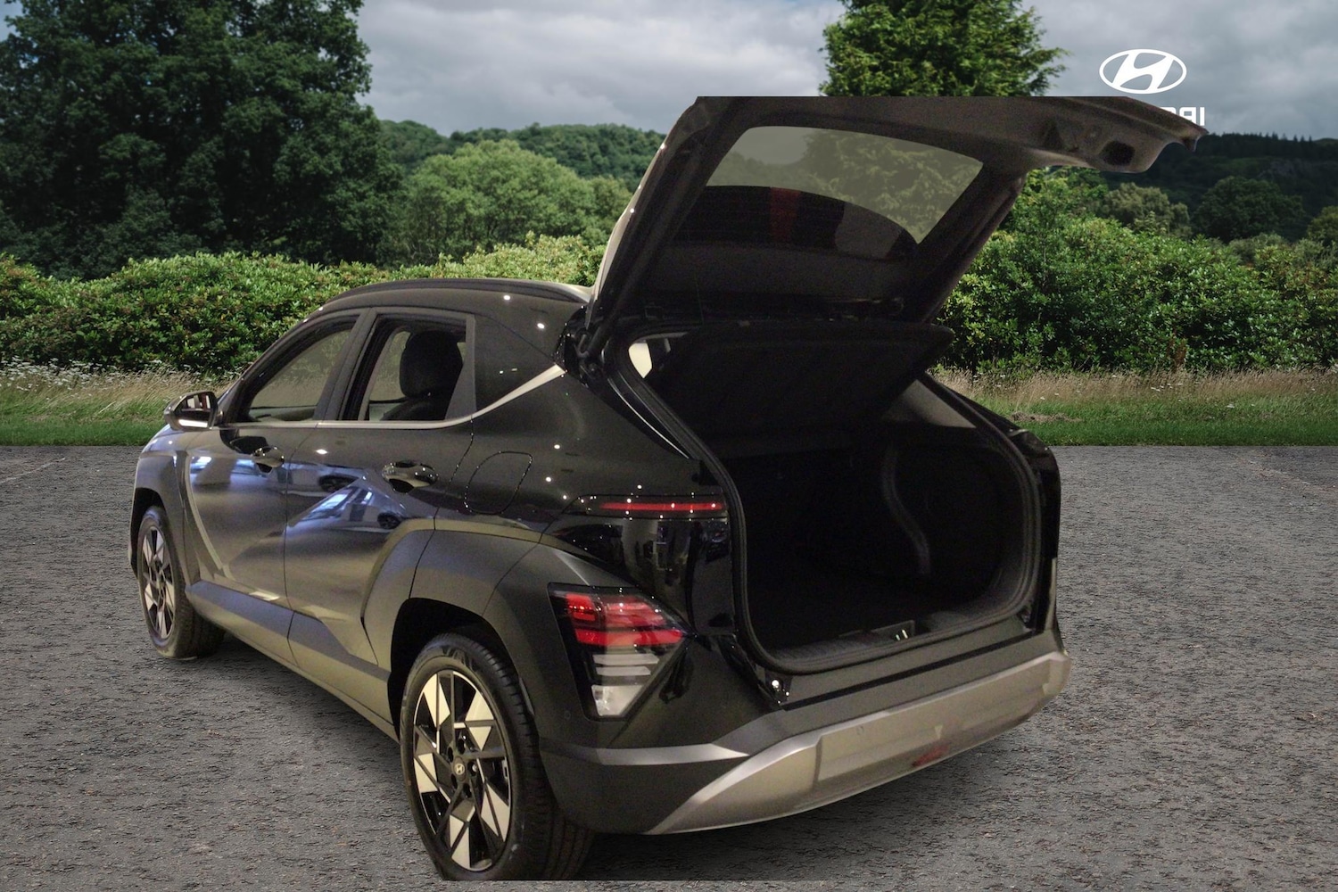 Used Hyundai KONA 2025 for sale - 77871978: Photo 4