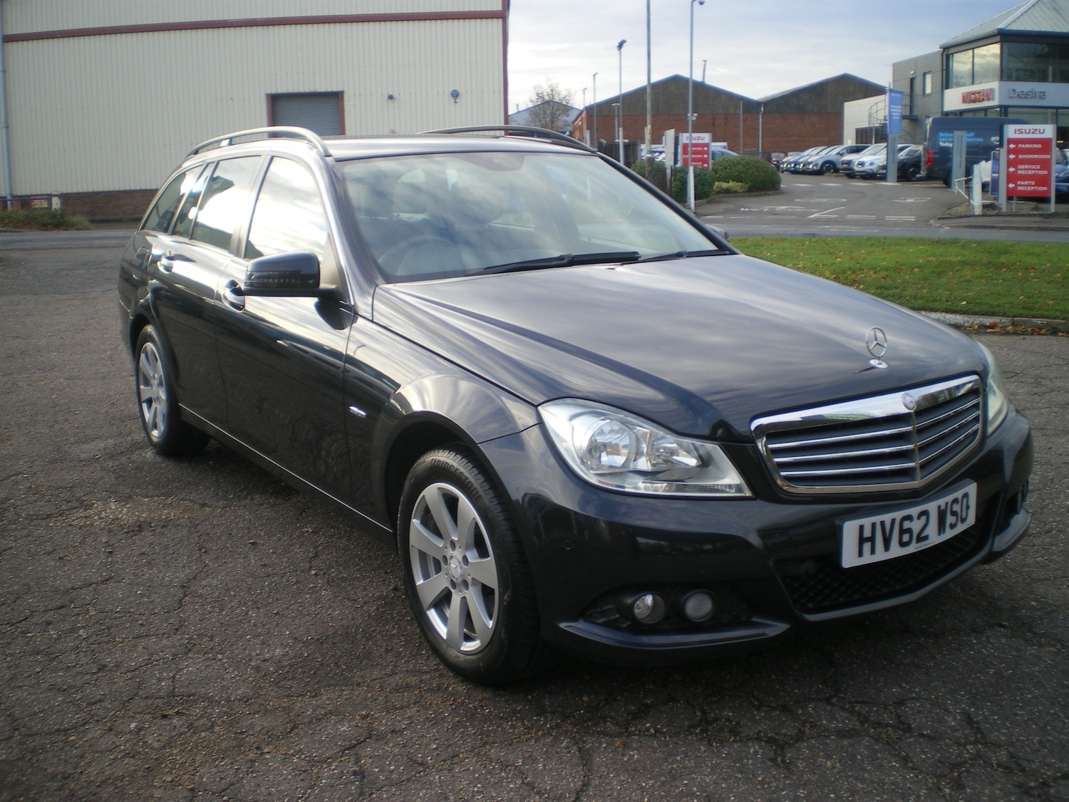 Used Mercedes-Benz C Class 2012 for sale - 76565950: Photo 1