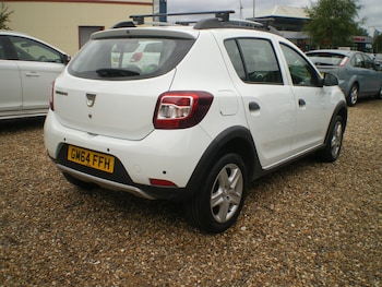 Used Dacia Sandero Stepway 2014 for sale - 75479941: Photo