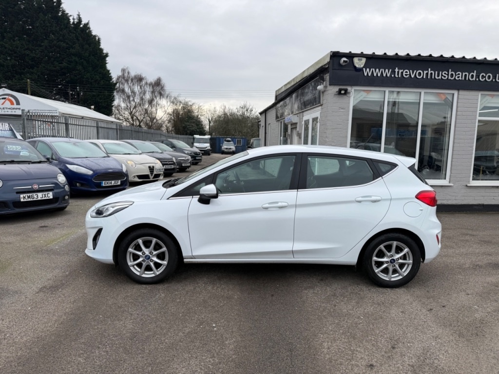 Used Ford Fiesta 2018 for sale - 77113224: Photo 2
