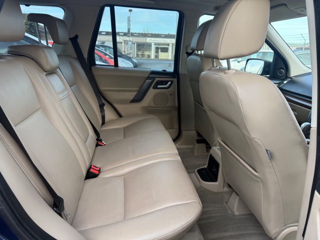 Used Land Rover Freelander 2010 for sale - 77200648: Photo 11