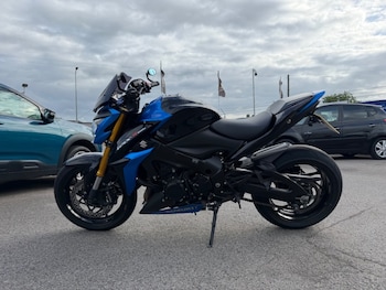 Used Suzuki GSX-S 2017 for sale - bike-78846247: Photo