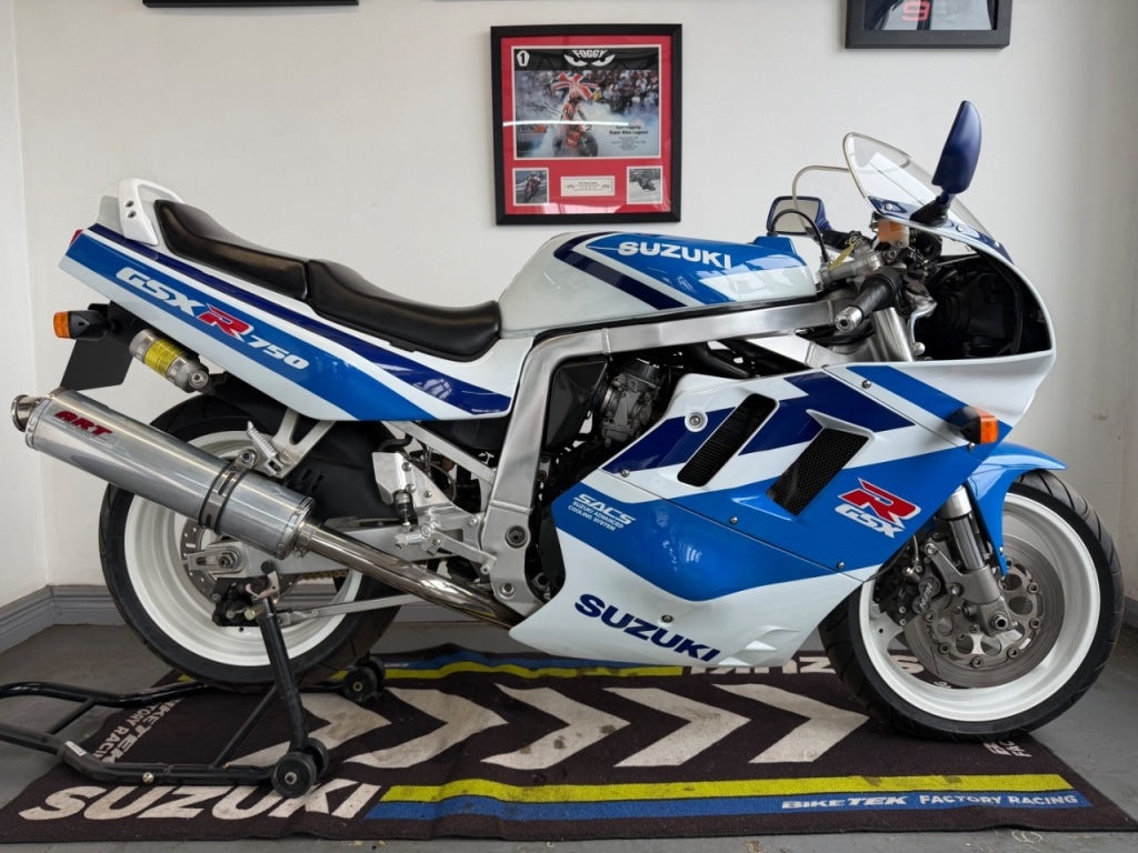 Used Suzuki GSX-R 1991 for sale - 78850185: Photo 1