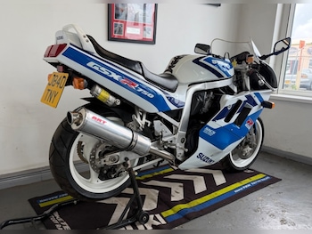 Used Suzuki GSX-R 1991 for sale - bike-78850185: Photo