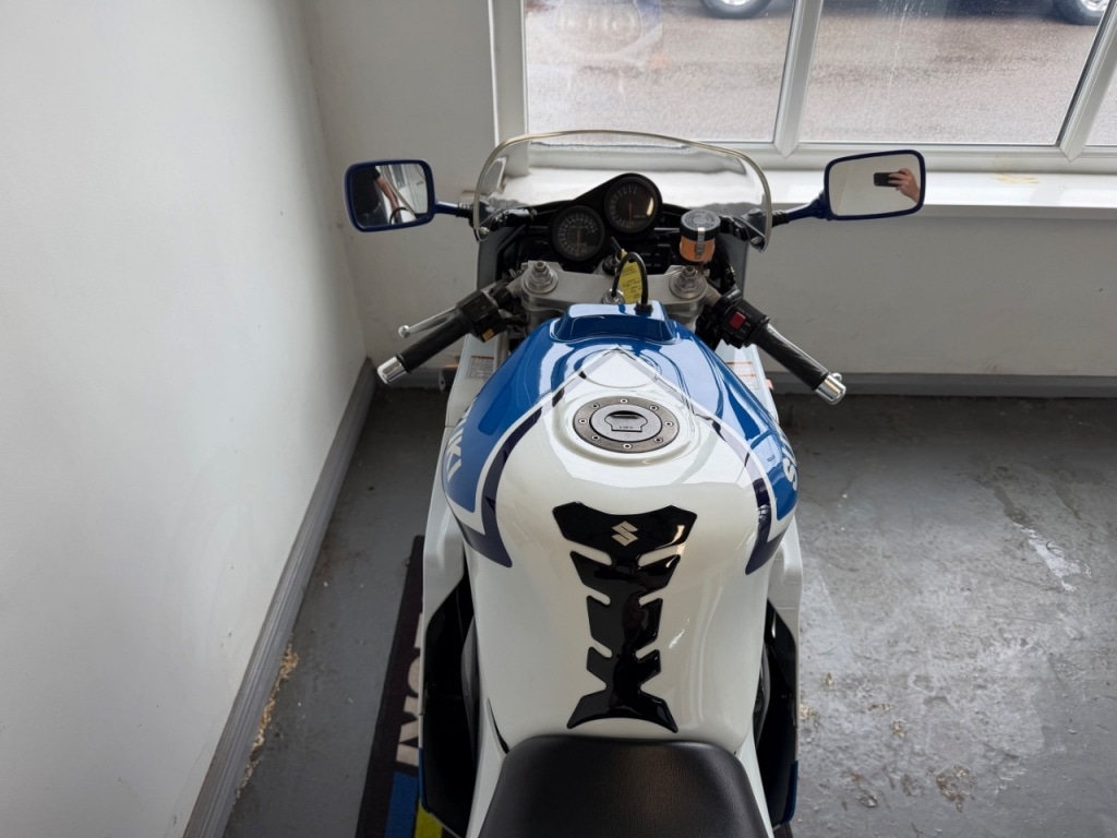 Used Suzuki GSX-R 1991 for sale - 78850185: Photo 4